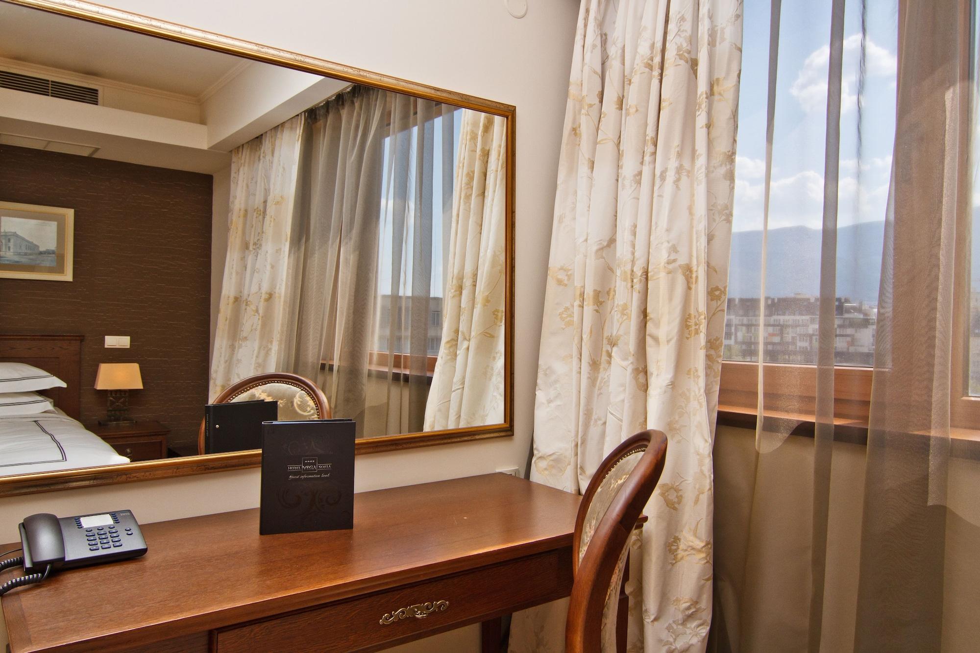 Hotel Vega Sofia Esterno foto
