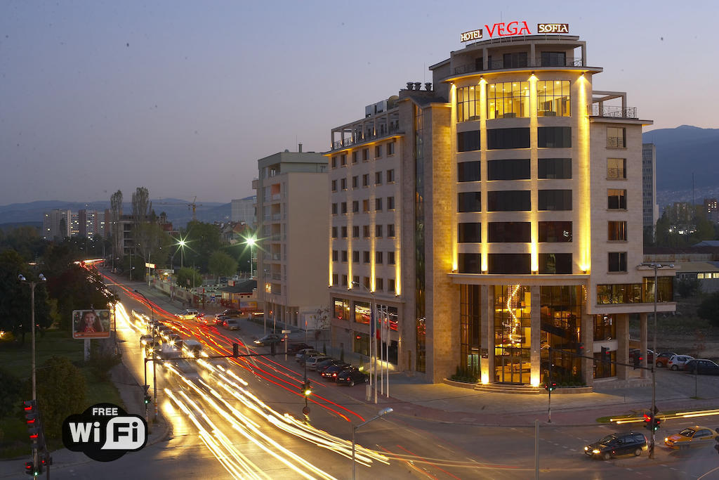 Hotel Vega Sofia Esterno foto